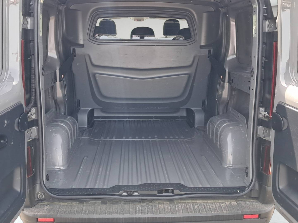 Acheter Opel Vivaro VIVARO CA F2700 L1H1 1.6 CDTI 120 CH PACK CLIM + 5p occasion dans les concessions du Groupe Faurie