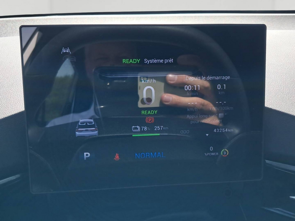 Acheter MG Motor MG 4 MG4 Electric 51kWh - 125 kW 2WD Standard 5p occasion dans les concessions du Groupe Faurie