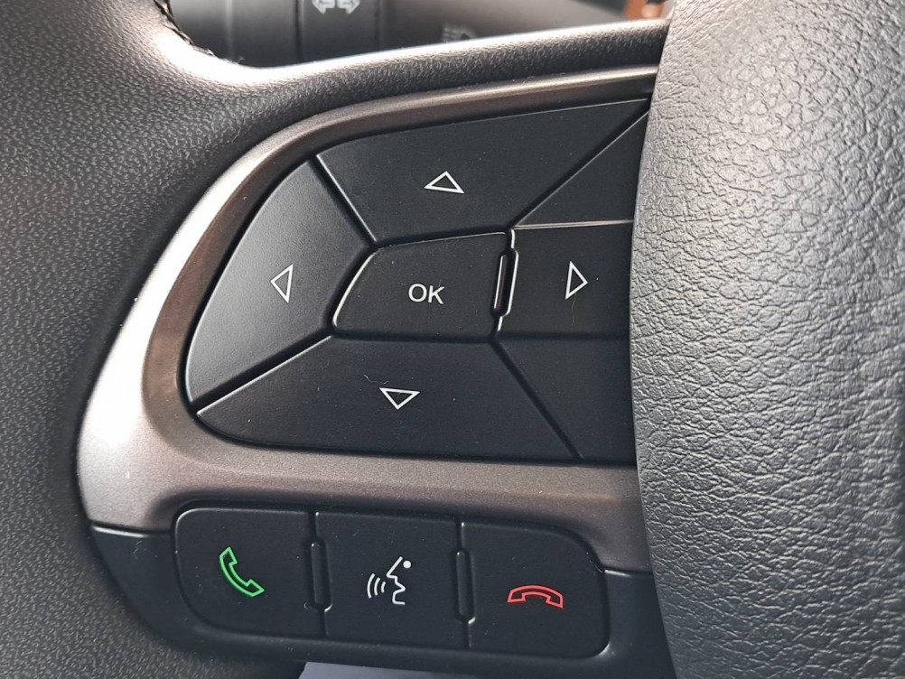 Acheter Jeep Renegade Renegade 1.6 I Multijet 130 ch BVM6 Limited 5p occasion dans les concessions du Groupe Faurie