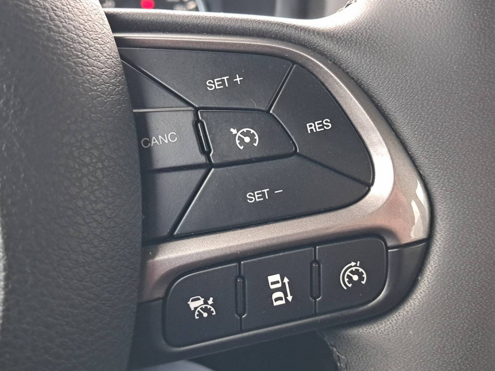 Acheter Jeep Renegade Renegade 1.6 I Multijet 130 ch BVM6 Limited 5p occasion dans les concessions du Groupe Faurie