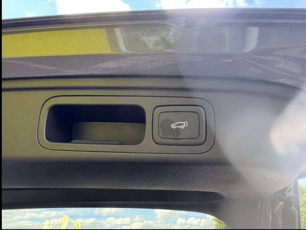 Acheter MG Motor EHS EHS 1.5T PHEV 272 ch Luxury 5p occasion dans les concessions du Groupe Faurie