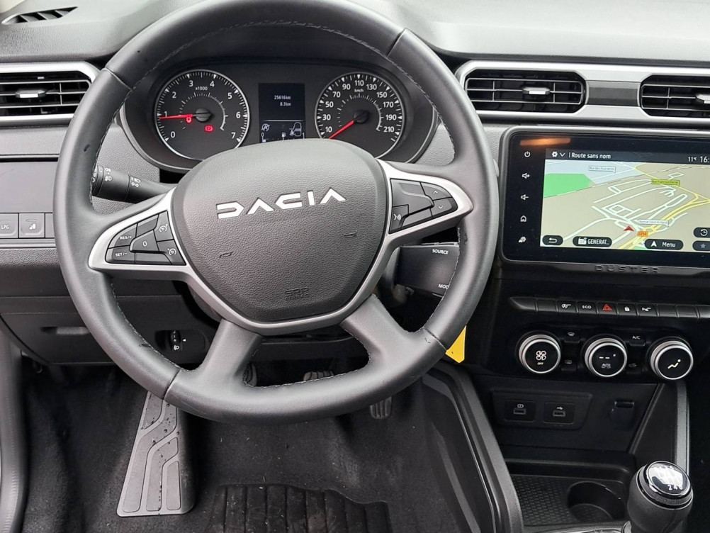 Acheter Dacia Duster Duster ECO-G 100 4x2 Journey + 5p occasion dans les concessions du Groupe Faurie