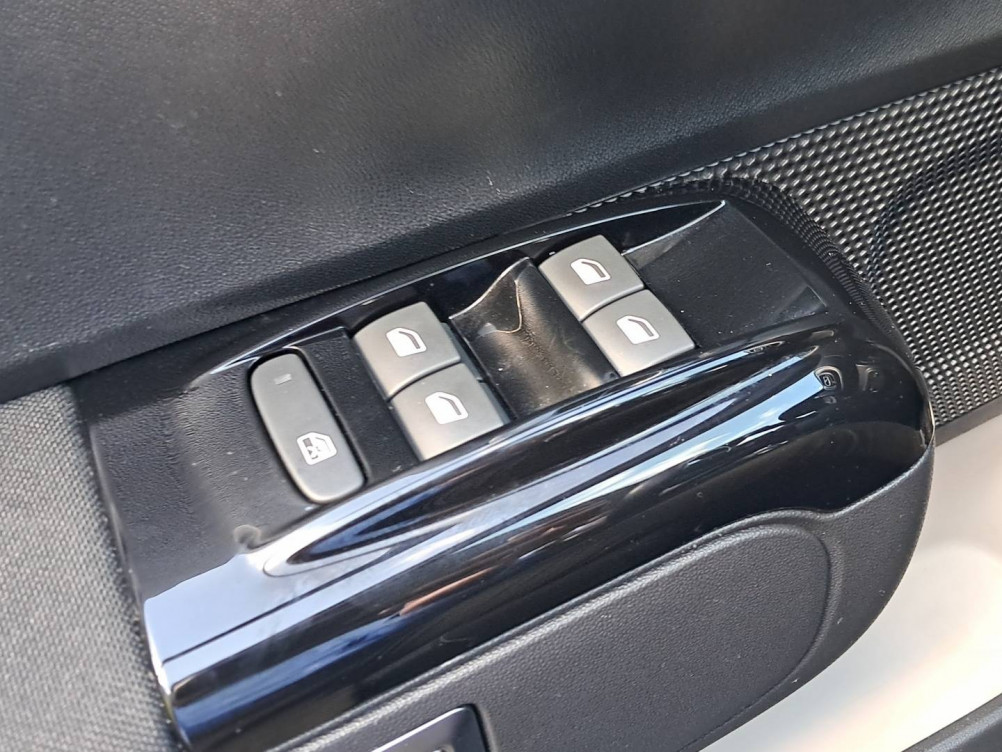 Acheter Citroën C3 C3 PureTech 83 S&S BVM5 Shine Pack 5p occasion dans les concessions du Groupe Faurie