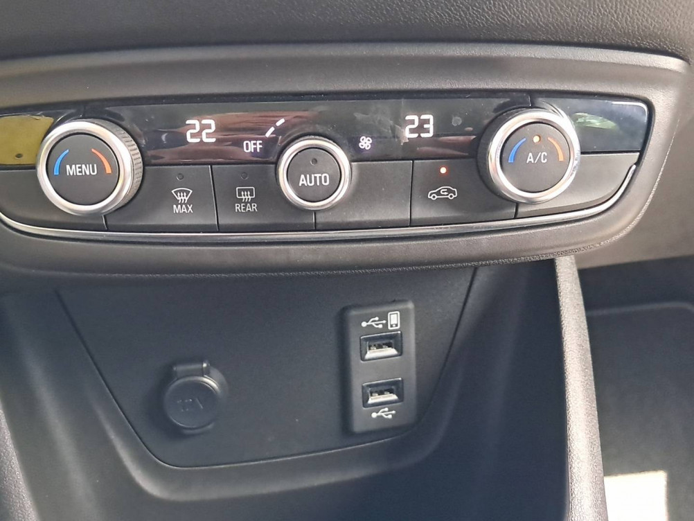 Acheter Opel Crossland Crossland 1.2 Turbo 110 ch BVM6 Elegance Business 5p occasion dans les concessions du Groupe Faurie