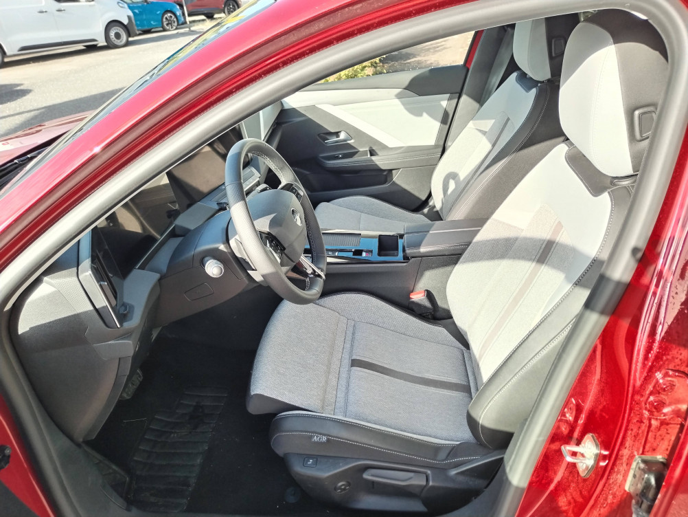 Acheter Opel Astra Astra 1.2 Turbo 130 ch BVA8 Elegance 5p occasion dans les concessions du Groupe Faurie