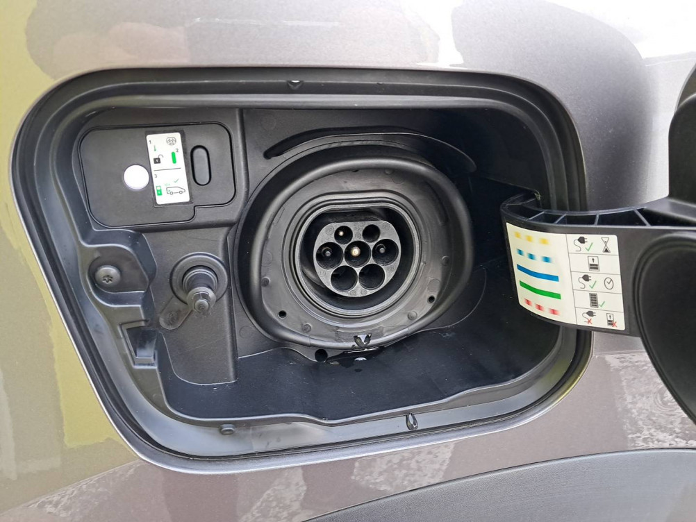 Acheter Renault Captur 2 Captur E-Tech Plug-in 160 Intens 5p occasion dans les concessions du Groupe Faurie