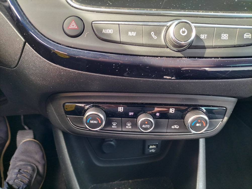 Acheter Opel Crossland X Crossland X 1.2 Turbo 110 ch Design 120 ans 5p occasion dans les concessions du Groupe Faurie