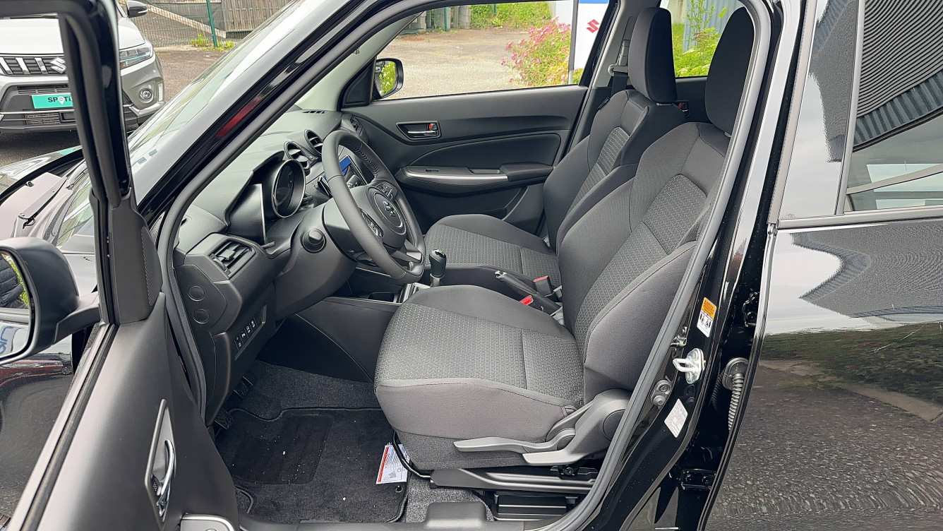 Acheter Suzuki Swift Swift 1.2 Dualjet Hybrid Pack 5p neuf dans les concessions du Groupe Faurie