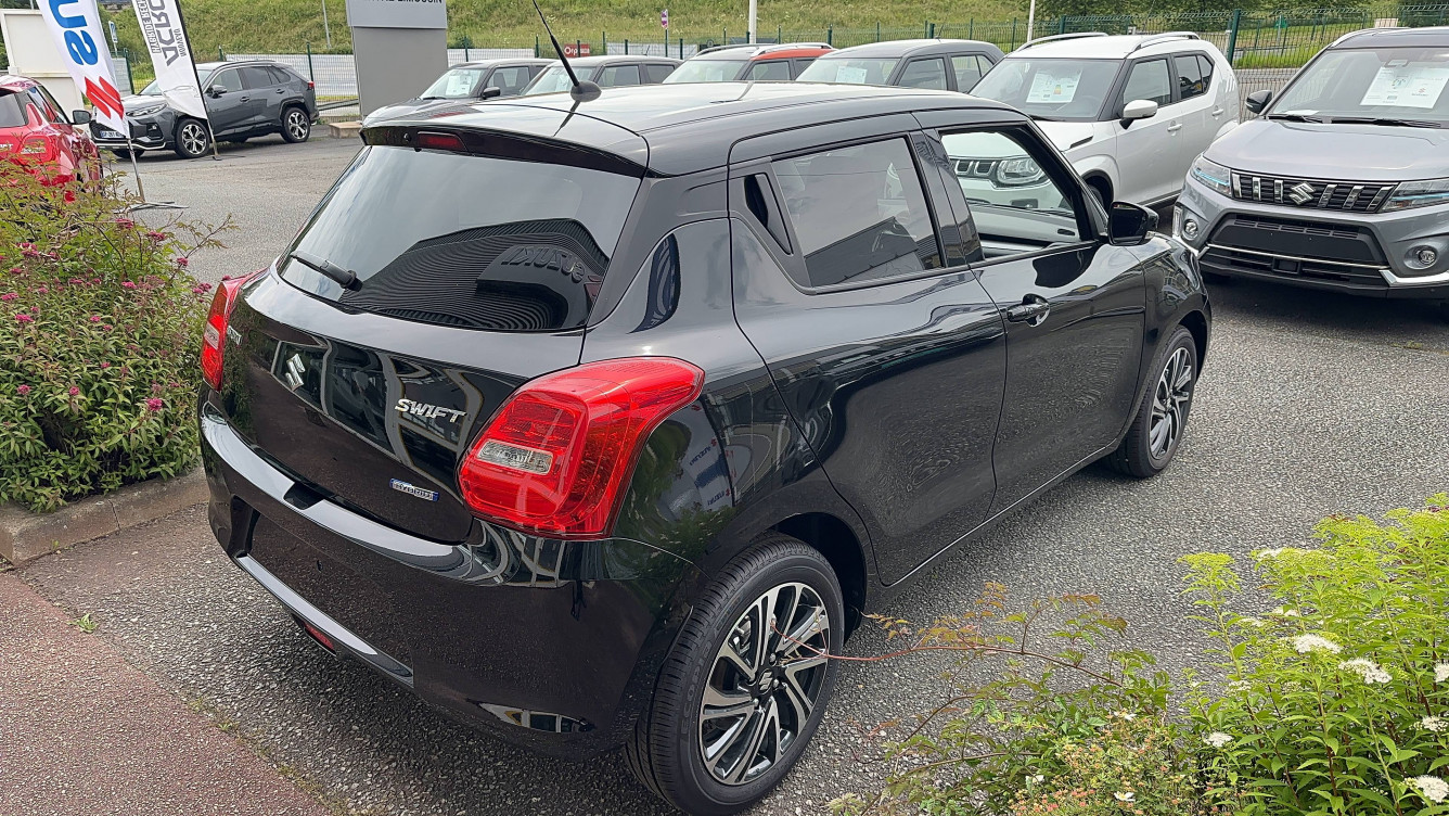 Acheter Suzuki Swift Swift 1.2 Dualjet Hybrid Pack 5p neuf dans les concessions du Groupe Faurie