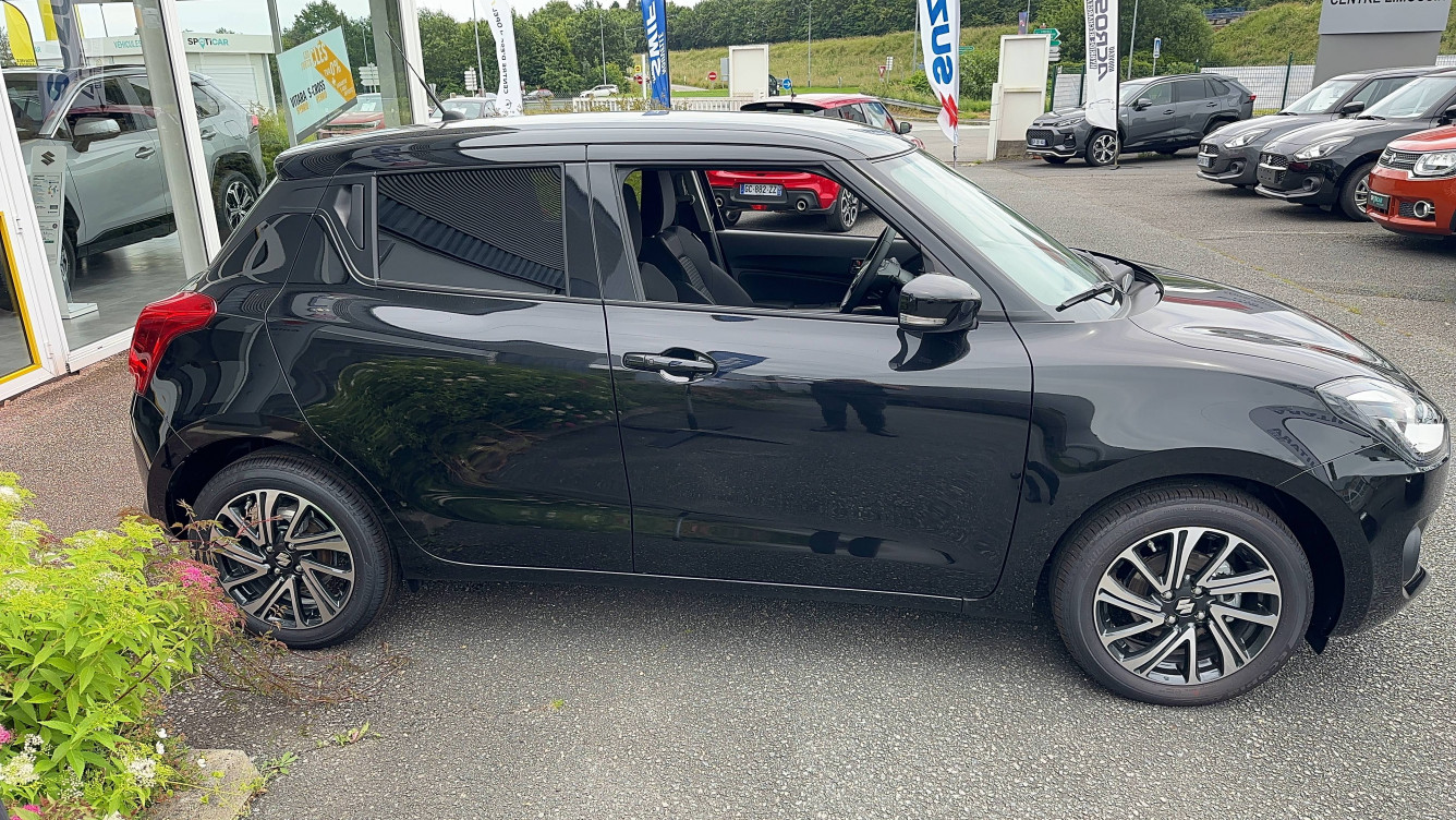 Acheter Suzuki Swift Swift 1.2 Dualjet Hybrid Pack 5p neuf dans les concessions du Groupe Faurie