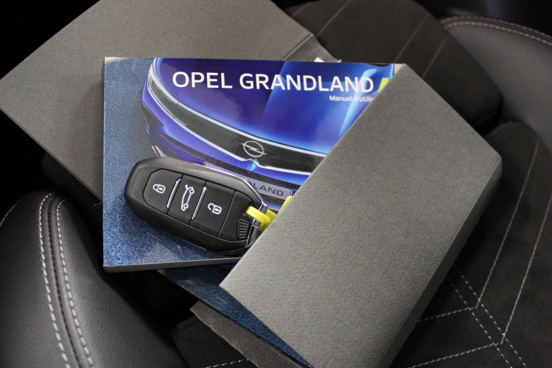 Acheter Opel Grandland Grandland 1.5 Diesel 130 ch BVA8 Ultimate 5p occasion dans les concessions du Groupe Faurie