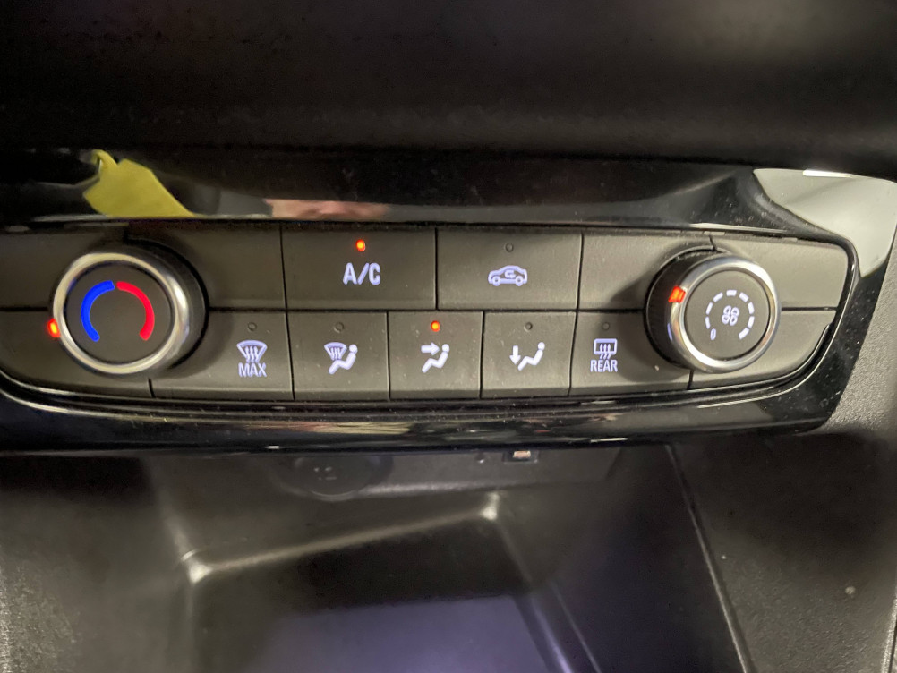 Acheter Opel Corsa Corsa 1.2 75 ch BVM5 Elegance Business 5p occasion dans les concessions du Groupe Faurie