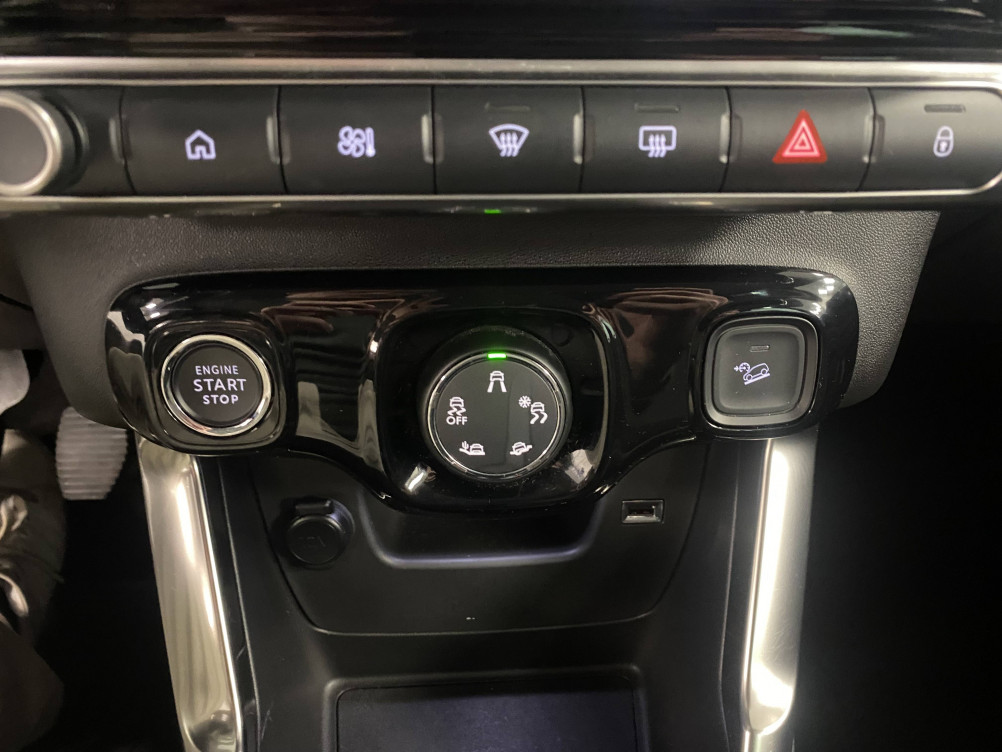 Acheter Citroën C3 Aircross C3 Aircross BlueHDi 110 S&S BVM6 Shine 5p occasion dans les concessions du Groupe Faurie