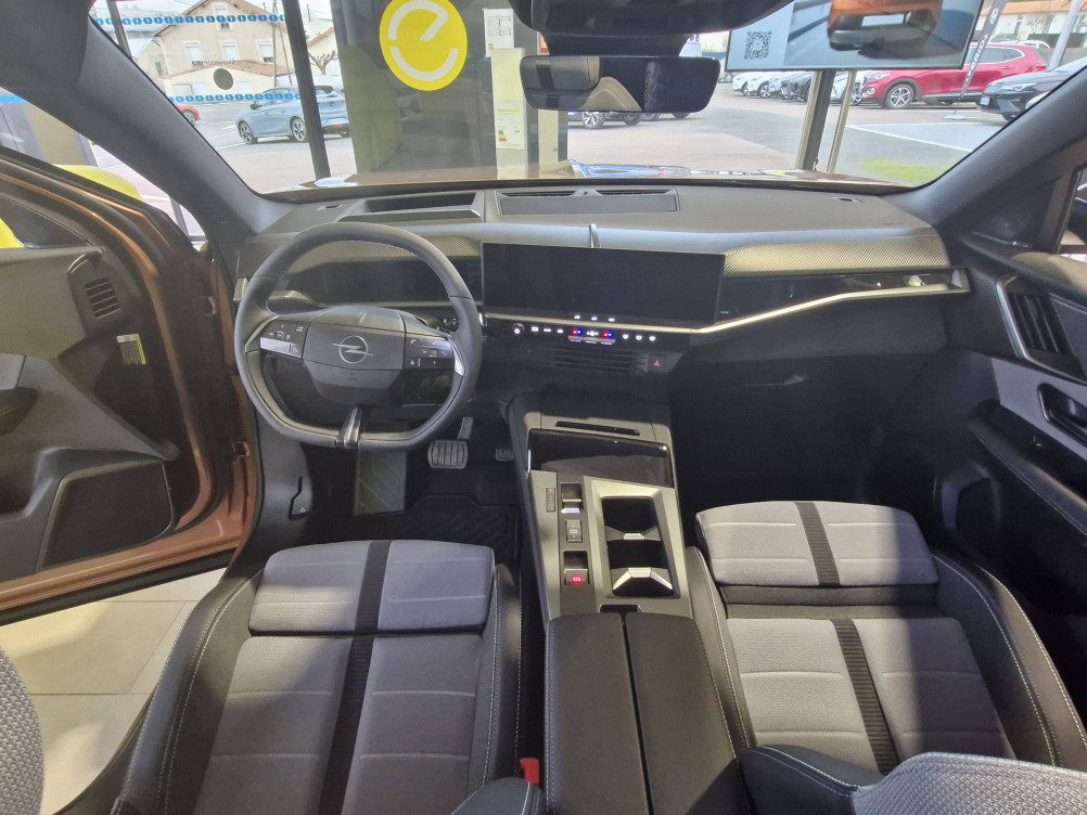 Acheter Opel Grandland Grandland Electrique 213 ch & Batterie 73 kWh GS 5p neuf dans les concessions du Groupe Faurie