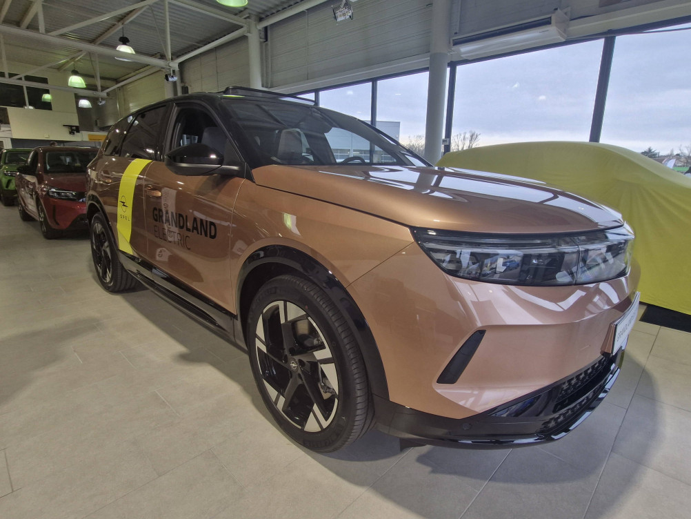Acheter Opel Grandland Grandland Electrique 213 ch & Batterie 73 kWh GS 5p neuf dans les concessions du Groupe Faurie