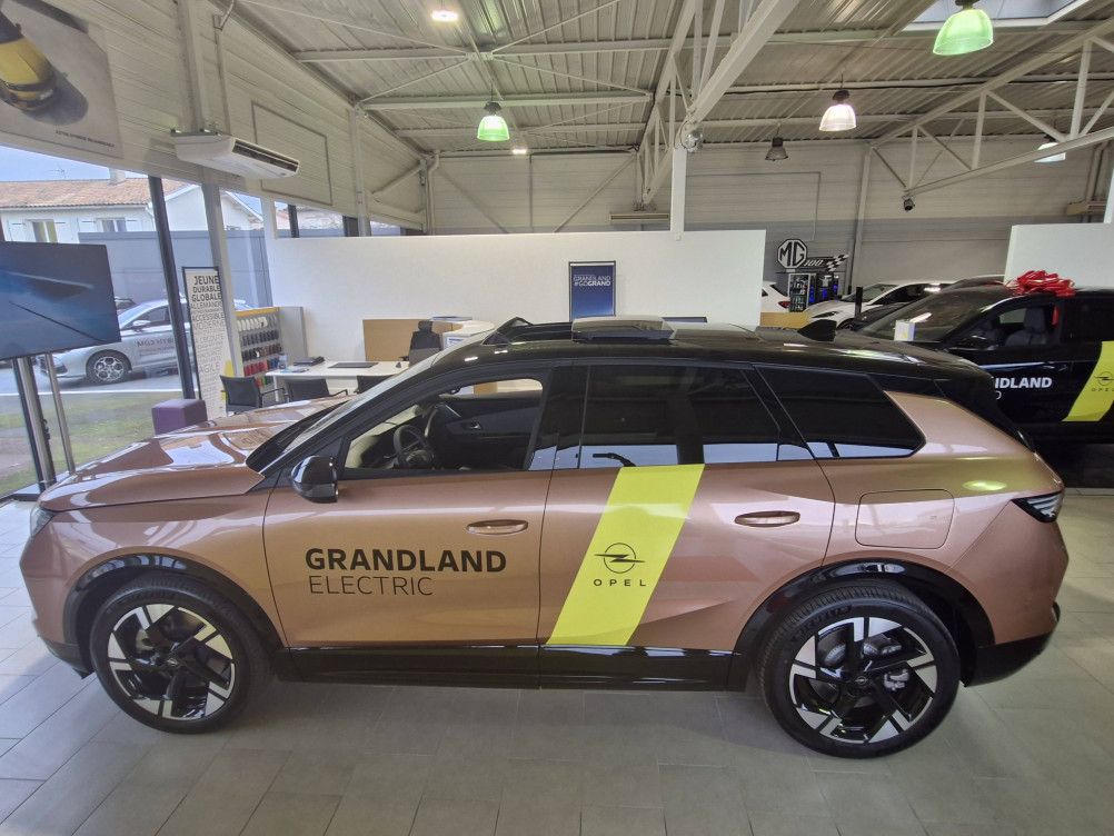 Acheter Opel Grandland Grandland Electrique 213 ch & Batterie 73 kWh GS 5p neuf dans les concessions du Groupe Faurie
