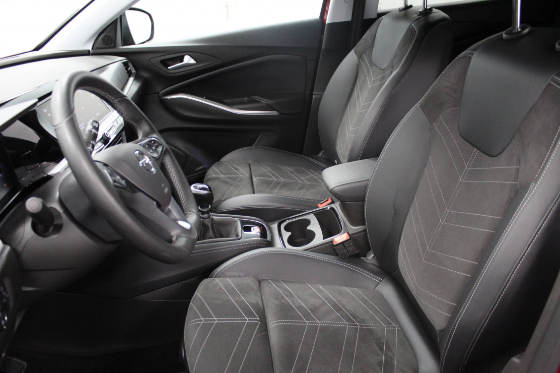 Acheter Opel Grandland Grandland 1.2 Turbo 130 ch Elegance Business 5p occasion dans les concessions du Groupe Faurie