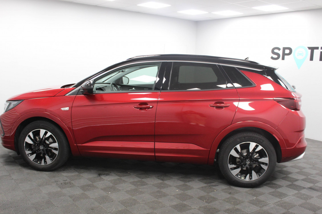 Acheter Opel Grandland Grandland 1.2 Turbo 130 ch Elegance Business 5p occasion dans les concessions du Groupe Faurie