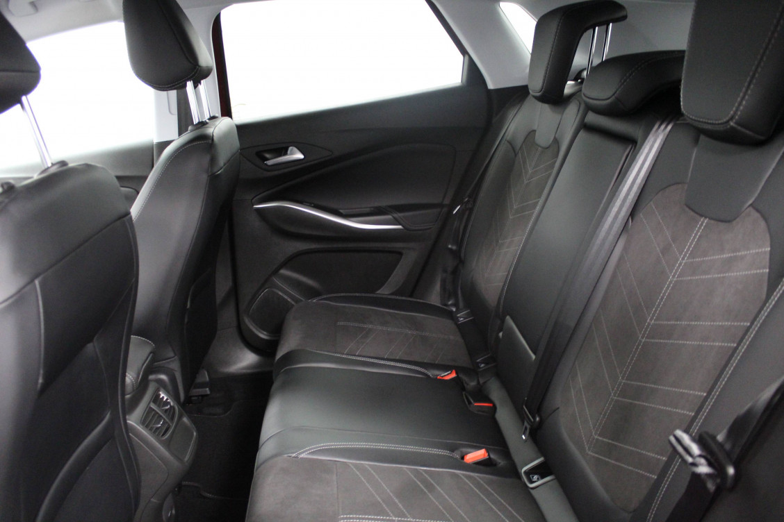 Acheter Opel Grandland Grandland 1.2 Turbo 130 ch Elegance Business 5p occasion dans les concessions du Groupe Faurie
