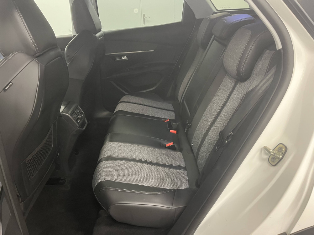 Acheter Peugeot 3008 3008 1.2 Puretech 130ch S&S EAT6 Allure 5p occasion dans les concessions du Groupe Faurie