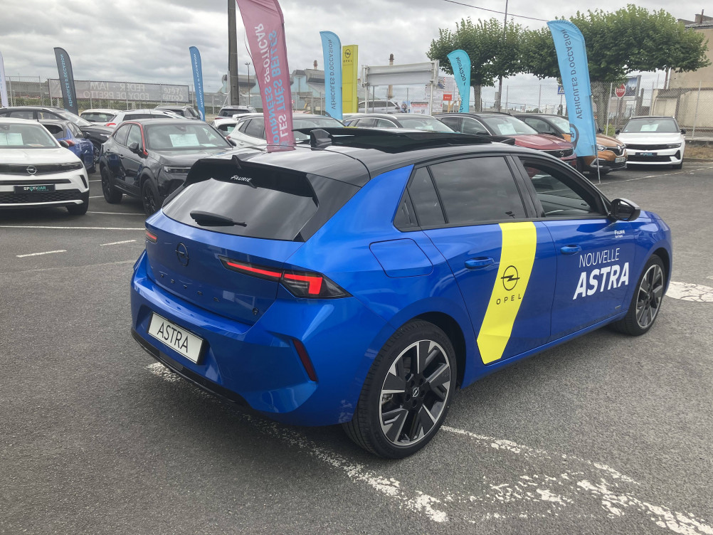 Acheter Opel Astra Astra Electrique 156 ch & Batterie 54 kWh GS 5p neuf dans les concessions du Groupe Faurie