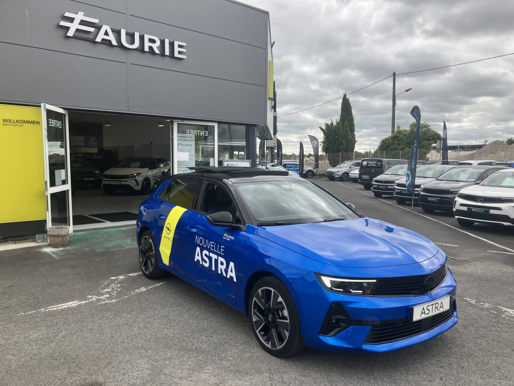 Acheter Opel Astra Astra Electrique 156 ch & Batterie 54 kWh GS 5p neuf dans les concessions du Groupe Faurie