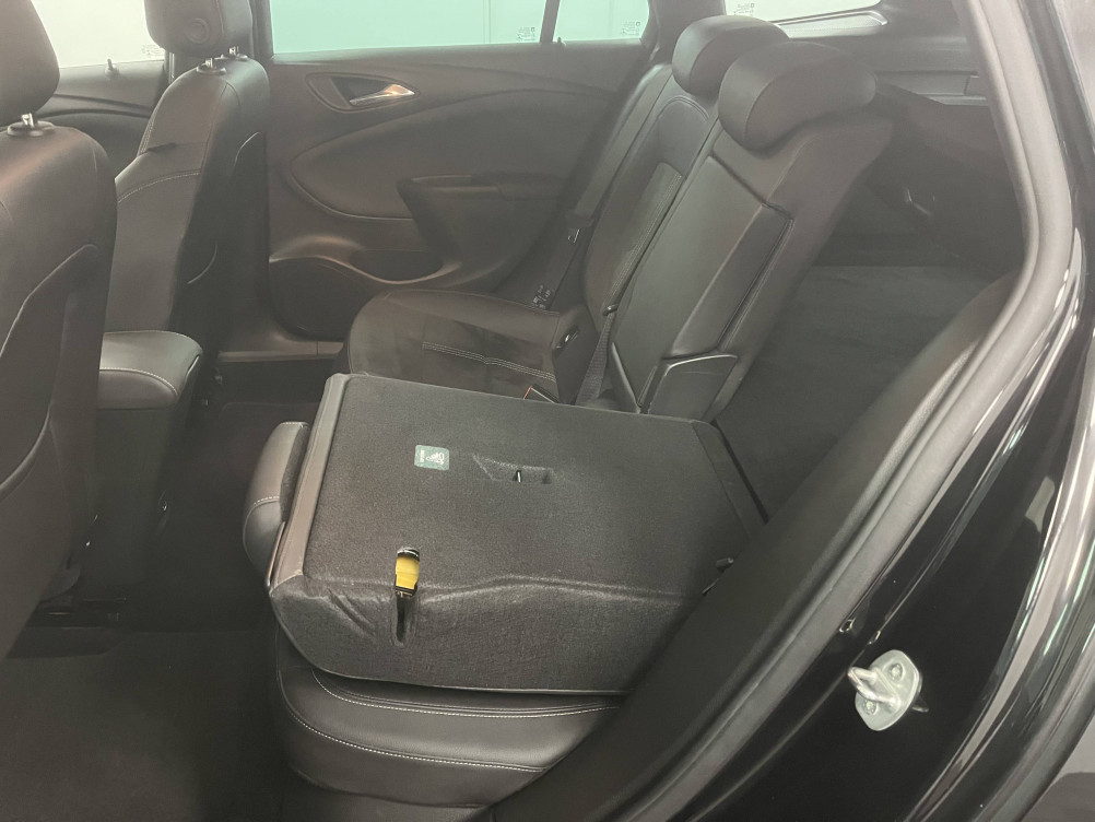 Acheter Opel Astra Astra Sports Tourer 1.5 Diesel 122 ch BVM6 Elegance 5p occasion dans les concessions du Groupe Faurie