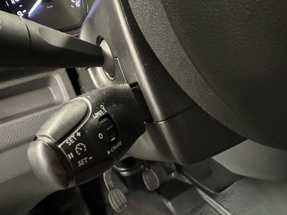 Acheter Opel Vivaro Vivaro Combi L3 1.5 Diesel 120 ch  4p occasion dans les concessions du Groupe Faurie