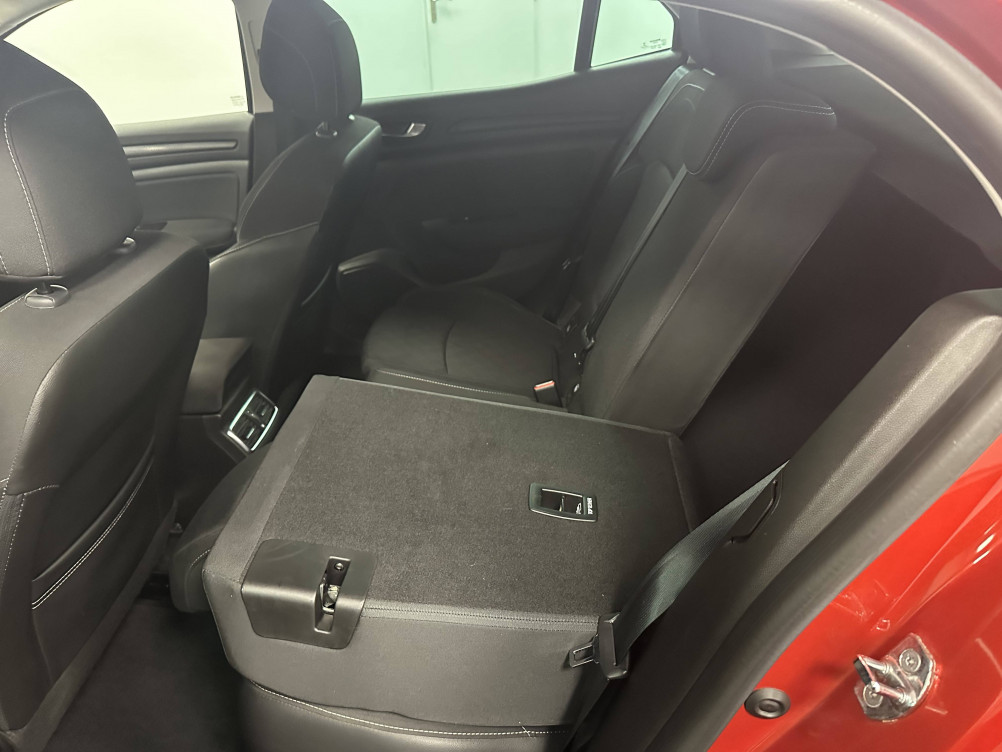 Acheter Renault Megane 4 Mégane IV Berline TCe 140 FAP Business 5p occasion dans les concessions du Groupe Faurie
