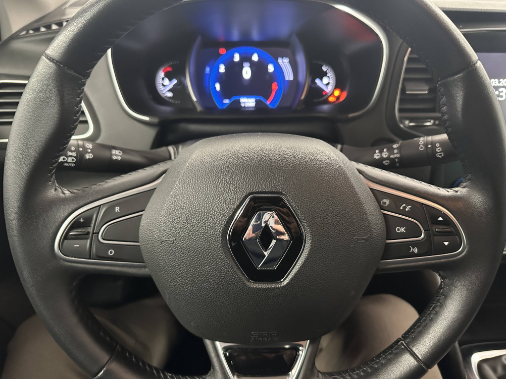 Acheter Renault Megane 4 Mégane IV Berline TCe 140 FAP Business 5p occasion dans les concessions du Groupe Faurie
