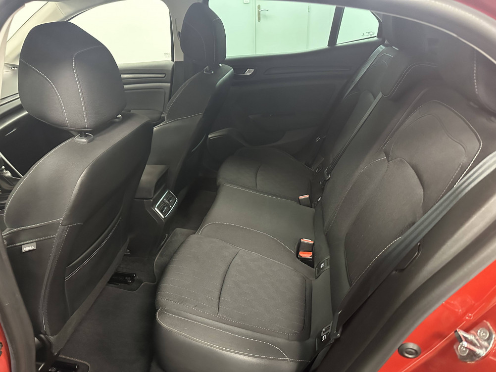 Acheter Renault Megane 4 Mégane IV Berline TCe 140 FAP Business 5p occasion dans les concessions du Groupe Faurie