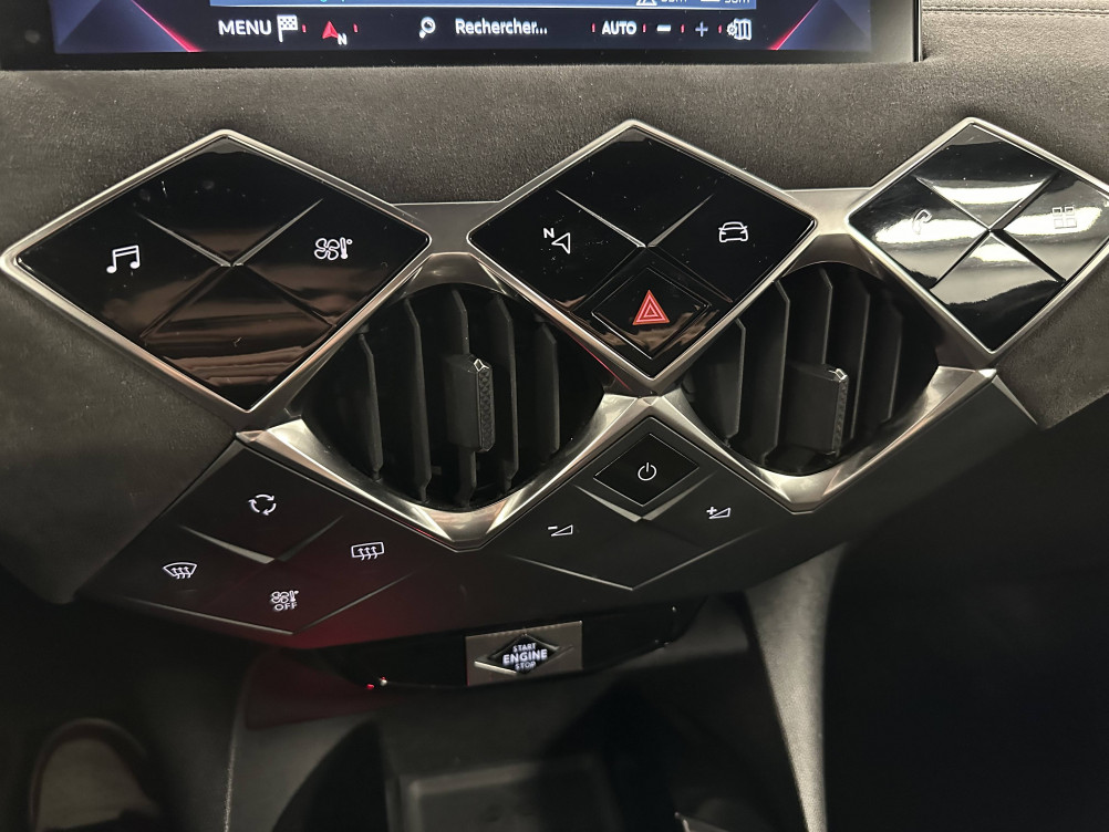 Acheter Ds Ds3 DS3 Crossback PureTech 100 BVM6 Performance Line+ 5p occasion dans les concessions du Groupe Faurie