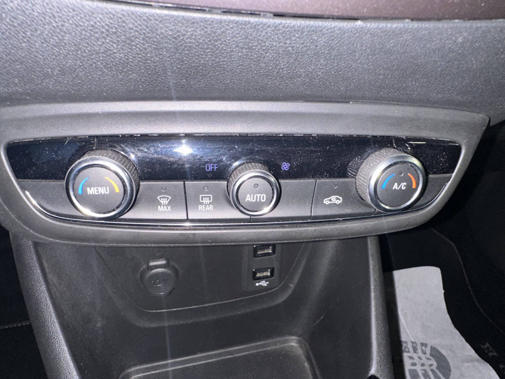 Acheter Opel Crossland X Crossland X 1.2 Turbo 110 ch ECOTEC Innovation 5p occasion dans les concessions du Groupe Faurie