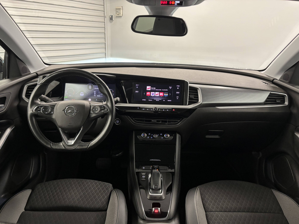 Acheter Opel Grandland Grandland 1.2 Turbo 130 ch BVA8 Elegance Business 5p occasion dans les concessions du Groupe Faurie