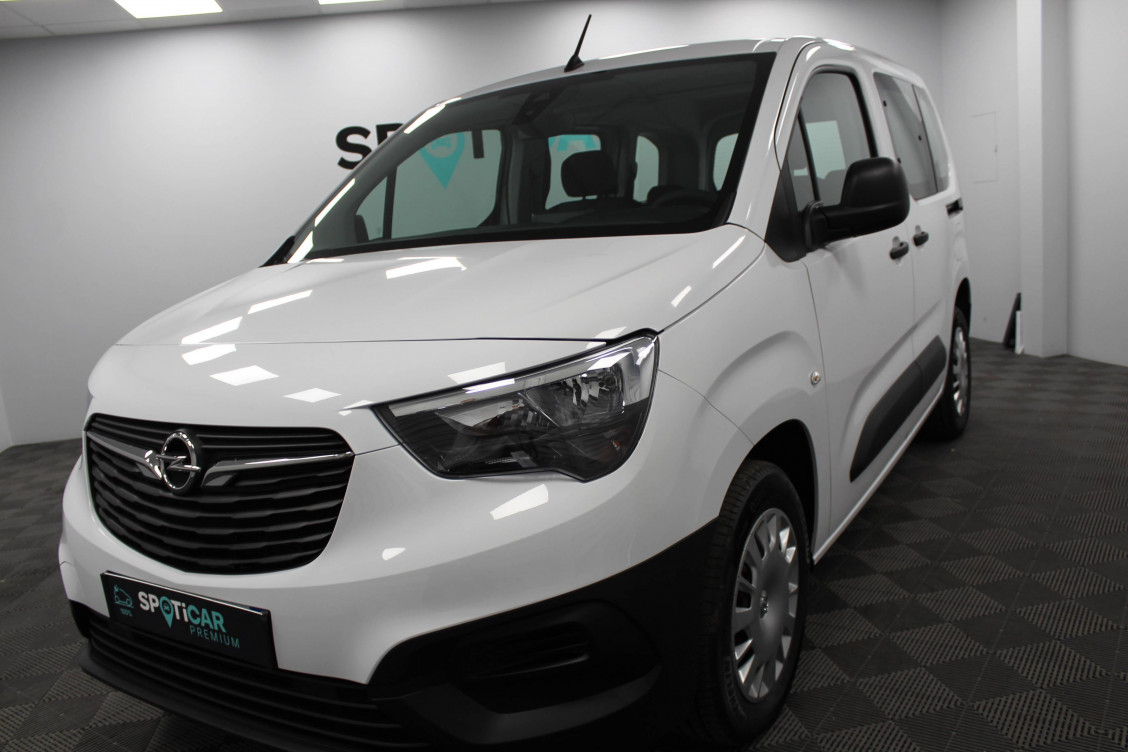 Acheter Opel Combo Combo e-Life Taille M 136 ch & Batterie 50 kw/h Edition 5p neuf dans les concessions du Groupe Faurie