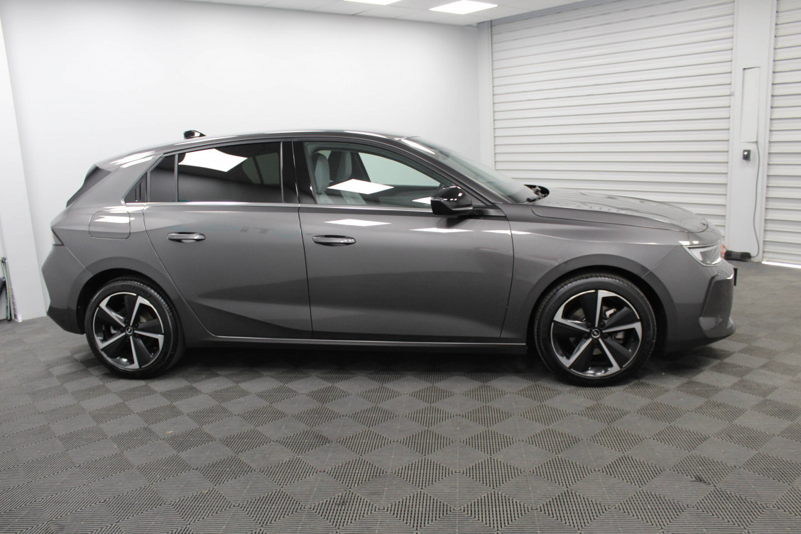Acheter Opel Astra Astra 1.2 Turbo 110 ch BVM6 Elegance 5p occasion dans les concessions du Groupe Faurie