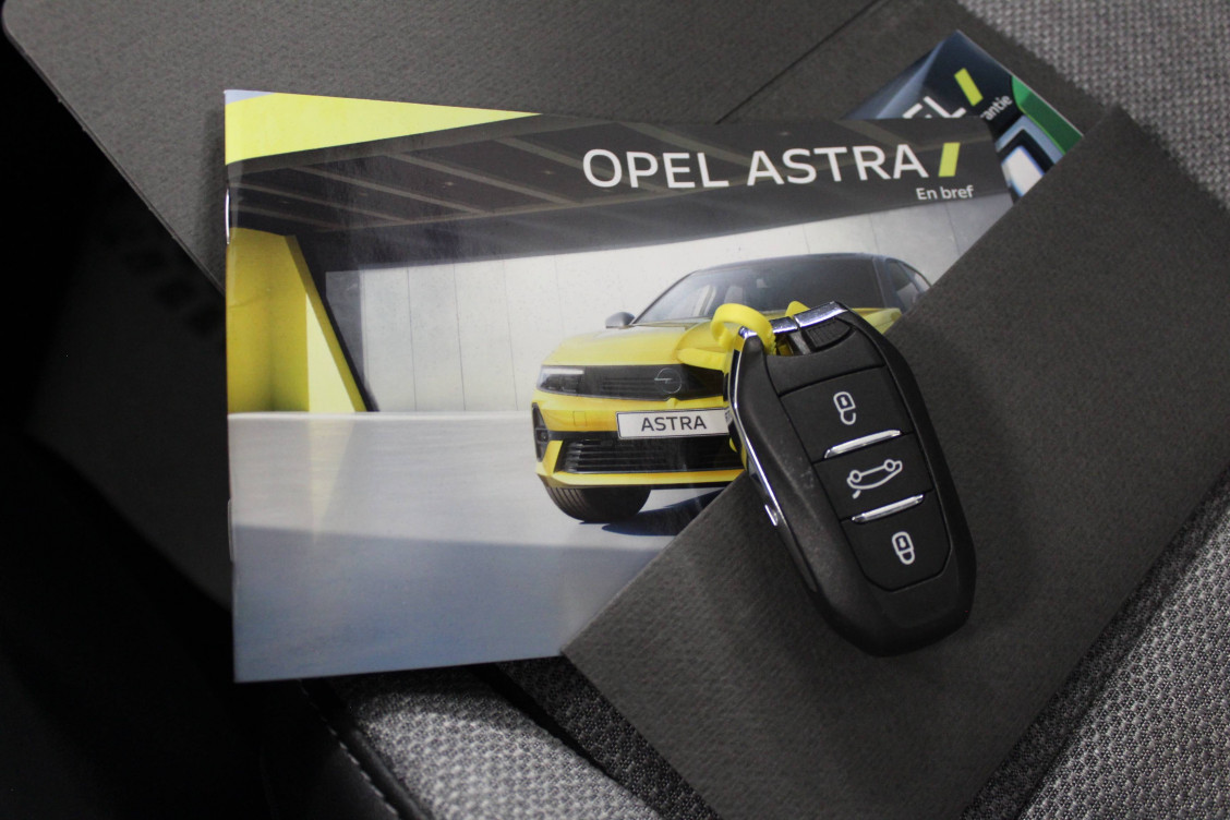 Acheter Opel Astra Astra 1.2 Turbo 110 ch BVM6 Elegance 5p occasion dans les concessions du Groupe Faurie