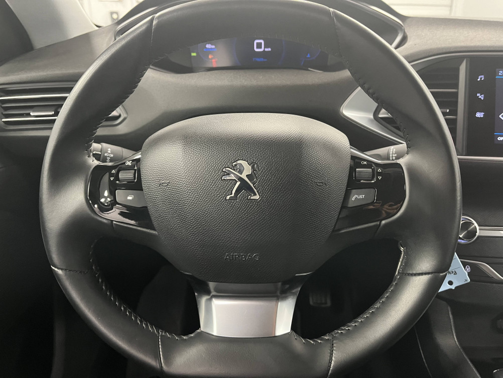 Acheter Peugeot 308 308 PureTech 110ch S&S BVM6 Style 5p occasion dans les concessions du Groupe Faurie
