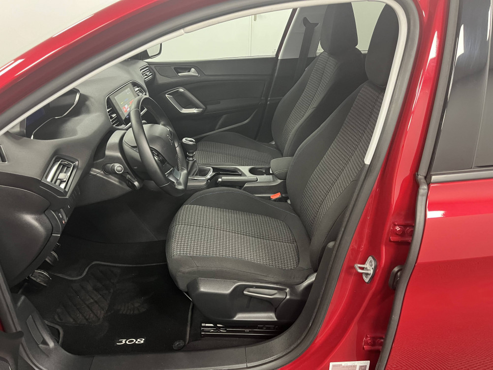 Acheter Peugeot 308 308 PureTech 110ch S&S BVM6 Style 5p occasion dans les concessions du Groupe Faurie