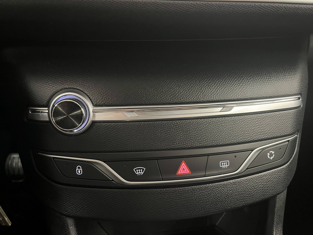Acheter Peugeot 308 308 PureTech 110ch S&S BVM6 Style 5p occasion dans les concessions du Groupe Faurie