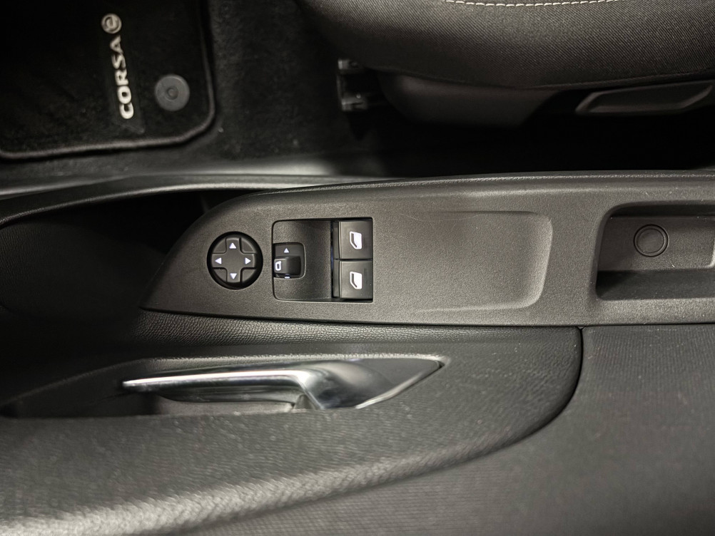 Acheter Opel Corsa E Corsa Electrique 136 ch & Batterie 50 kWh Edition 5p occasion dans les concessions du Groupe Faurie