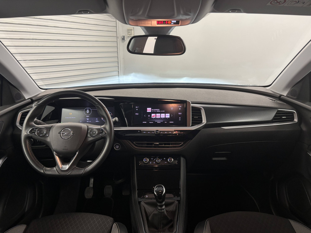 Acheter Opel Grandland Grandland 1.2 Turbo 130 ch GS Line 5p occasion dans les concessions du Groupe Faurie