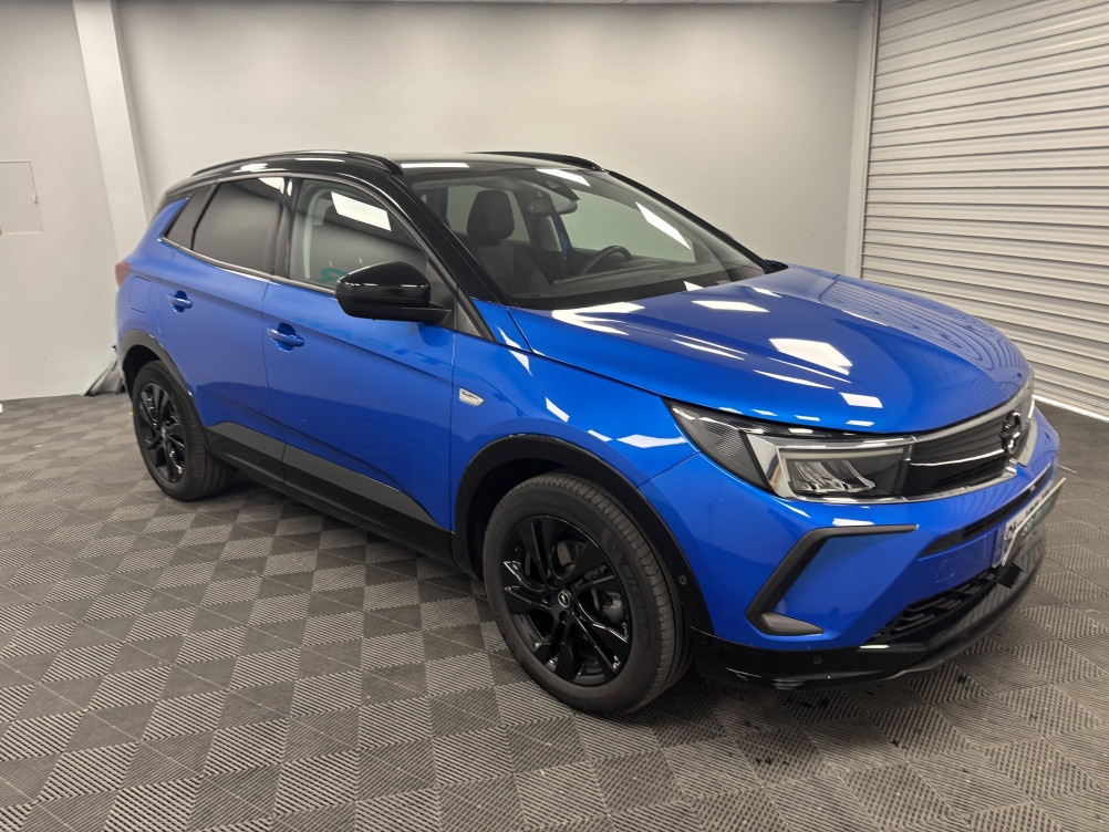 Acheter Opel Grandland Grandland 1.2 Turbo 130 ch GS Line 5p occasion dans les concessions du Groupe Faurie