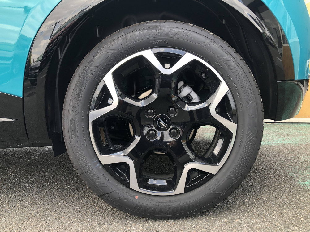 Acheter Opel Mokka Mokka 1.2 Turbo Hybrid 145 ch e-DCT6 GS 5p neuf dans les concessions du Groupe Faurie