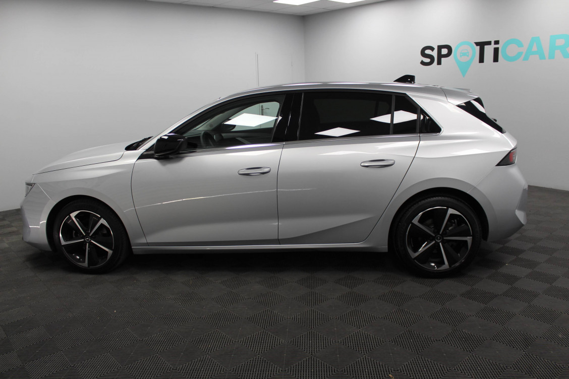 Acheter Opel Astra Astra 1.2 Turbo 110 ch BVM6 Elegance 5p occasion dans les concessions du Groupe Faurie