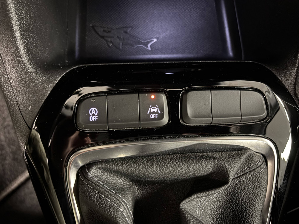 Acheter Opel Corsa Corsa 1.2 75 ch BVM5  5p occasion dans les concessions du Groupe Faurie