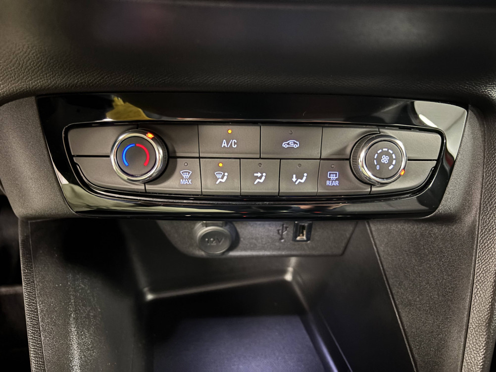 Acheter Opel Corsa Corsa 1.2 75 ch BVM5  5p occasion dans les concessions du Groupe Faurie