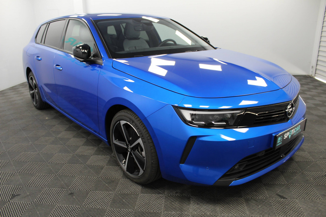 Acheter Opel Astra Astra Sports Tourer Hybrid 180 ch BVA8 Elegance 5p occasion dans les concessions du Groupe Faurie