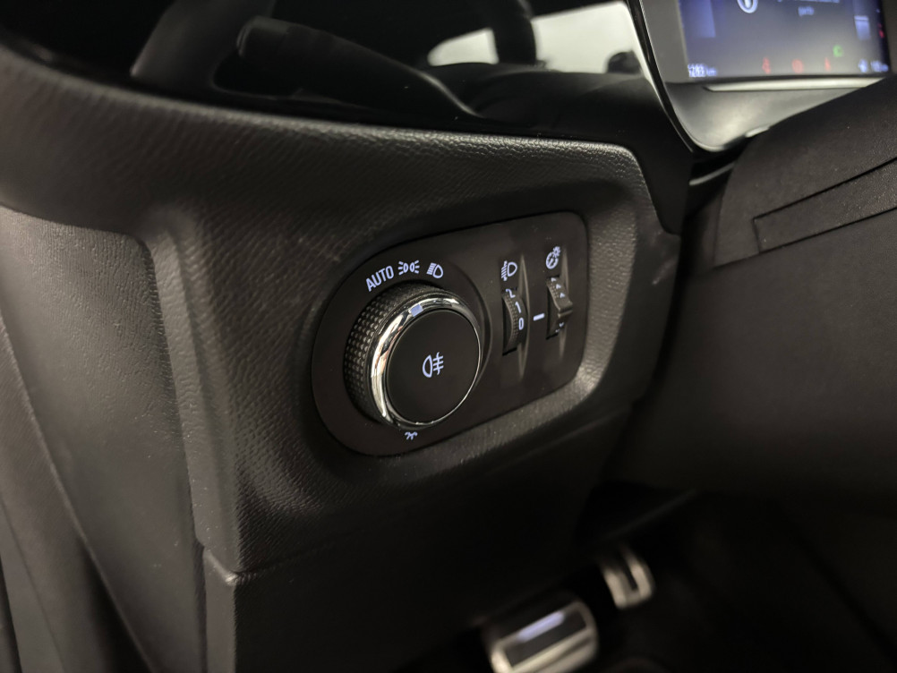 Acheter Opel Corsa Corsa 1.2 Turbo Hybrid 100 ch e-DCT6 GS 5p occasion dans les concessions du Groupe Faurie