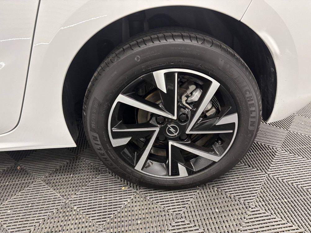 Acheter Opel Corsa Corsa 1.2 Turbo Hybrid 100 ch e-DCT6 GS 5p occasion dans les concessions du Groupe Faurie